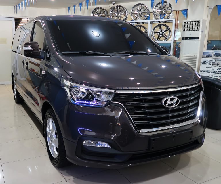 The 2020 Hyundai Grand Starex Platinum: Price & Specs 2024 | rank1one