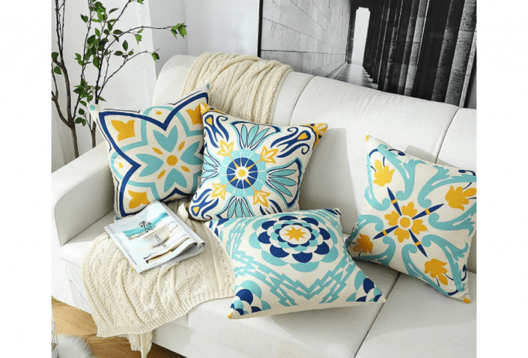 Best Outdoor Waterproof Throw Pillow Covers