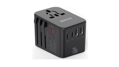 The 5 Best Travel Adapters 1