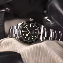 The 10 Best Selling Watches on AliExpress 8