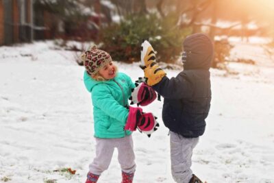 The 5 Best Winter Gloves for Kids 1