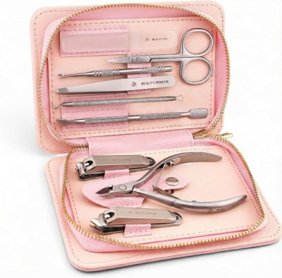 The 7 Best Manicure Sets 5