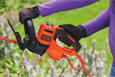 The 5 Best Hedge Trimmers for Every Gardener 1