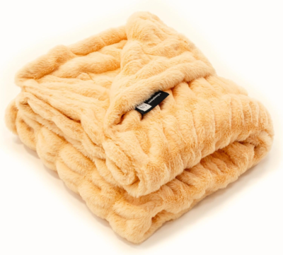 The 6 Best Faux Fur Blankets 4