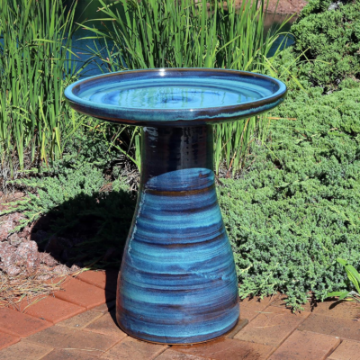 The 5 Best Bird Baths 3