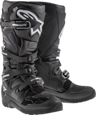 The 5 Best Motorcycle Boots for Men 4