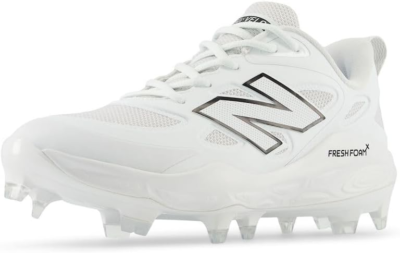 The 5 Best Softball Cleats for Women 2