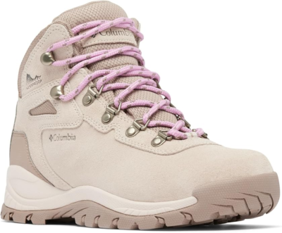 The 5 Best Hiking Boots for Women 1