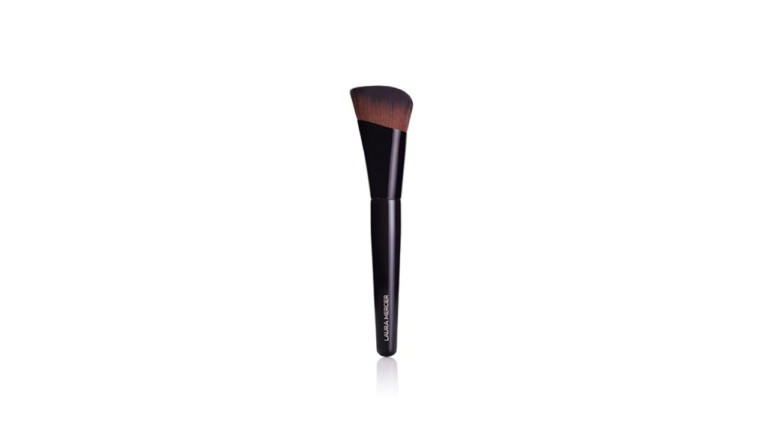 The 7 Best Foundation Brushes 1