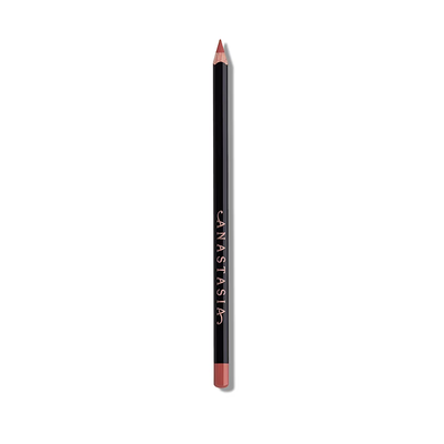 The 7 Best Lip Liners 5